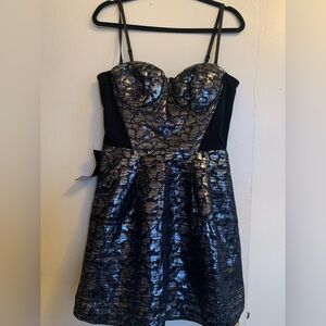 BEBE Corset Boned A-Line Cocktail Mini Dress-Size-L-Black/Silver -NWT